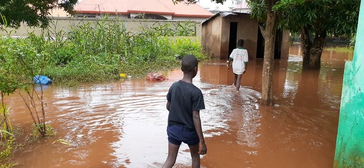 ﻿Fortes pluies sur Conakry et environnant : plusieurs habitations inondées