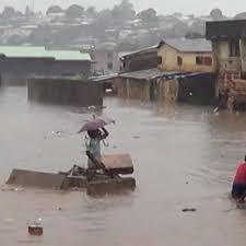 ﻿Fortes inondations à Conakry : Une société de construction accusée par des victimes