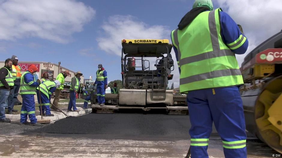 Environnement: L’Afrique du Sud expérimente les routes en plastiques recyclés (Vidéo)