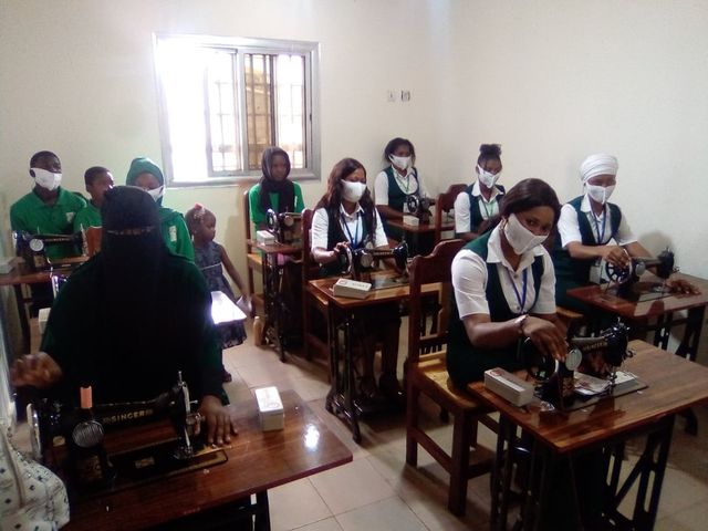 ﻿Guinée/Entrepreneuriat jeunes : Inauguration d’un centre de formation en couture pour lutter contre le chômage